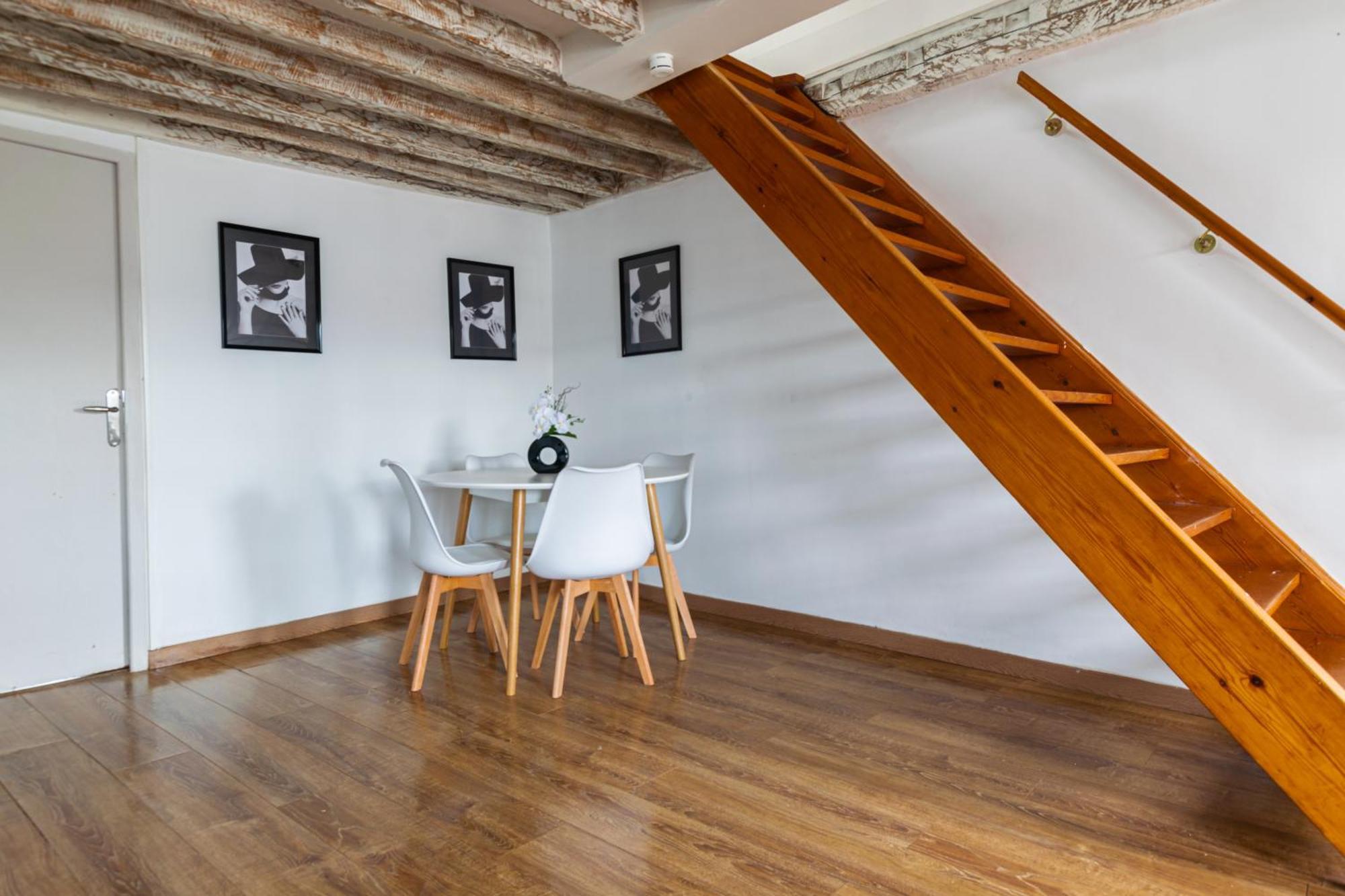 Appartement Hyper Centre Cosy Duplex Dans Les Remparts *